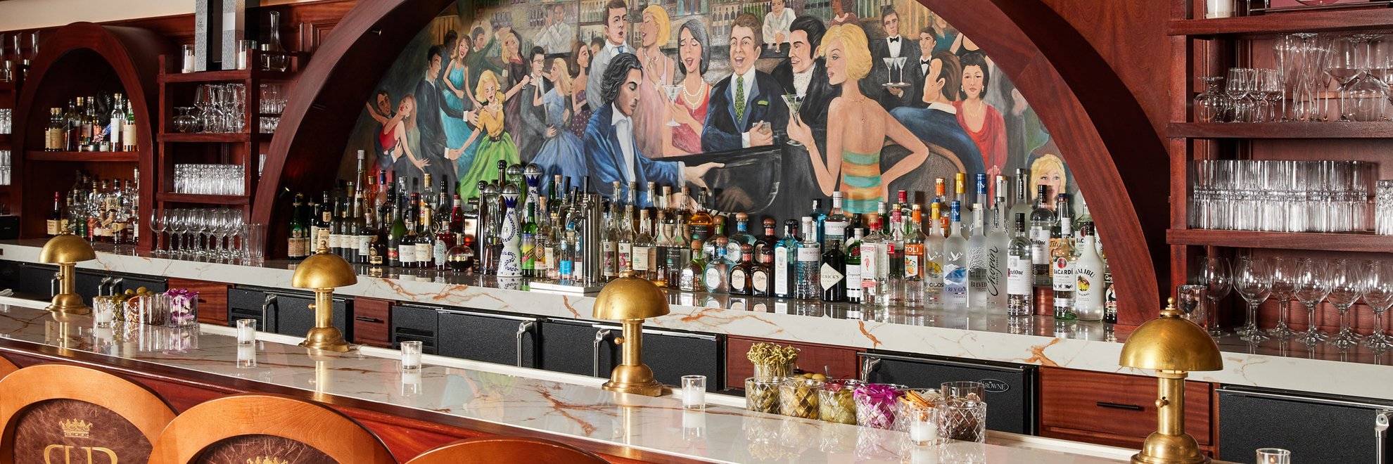 Darien Bar